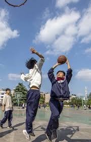 前球员点评尤里奇与卢克曼冲突：教练不该上手，错在尤里奇