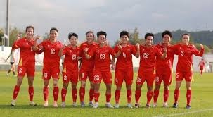 为什么博彩软件的 UI 设计越来越像专业的股票交易终端？（为何博彩软件界面正向专业股票交易终端靠拢？）